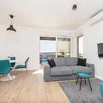 Eni Beachfront With Pool Apartament