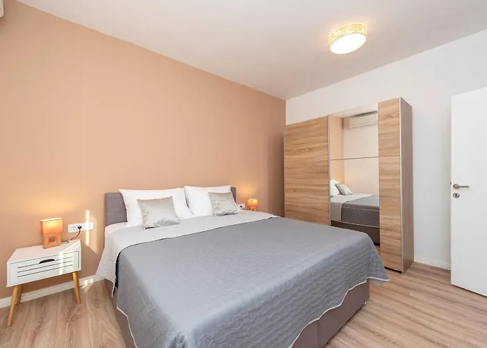 Appartement Eni Beachfront With Pool Mandre