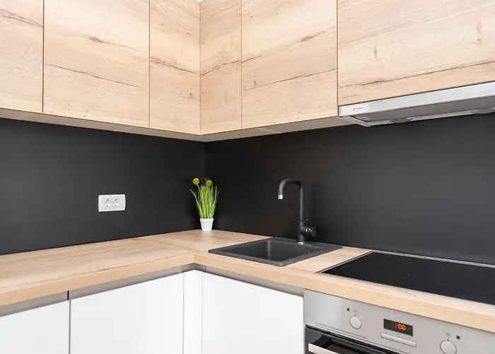 Eni Beachfront With Pool Appartement *